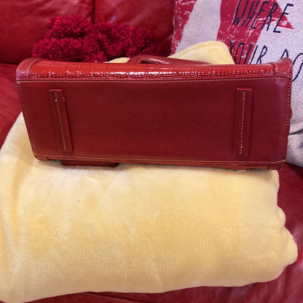 Red purse - Picture 3 of 4